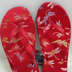 NWTLimited Edition Reef Mardi Gras Series slippers